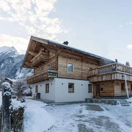 Comfortable Apartment In Salzburger Land Neukirchen am Großvenediger Exterior foto