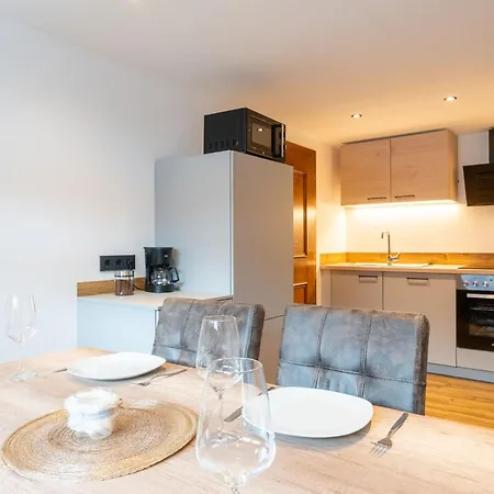 Comfortable Apartment In Salzburger Land Neukirchen am Großvenediger Exterior foto